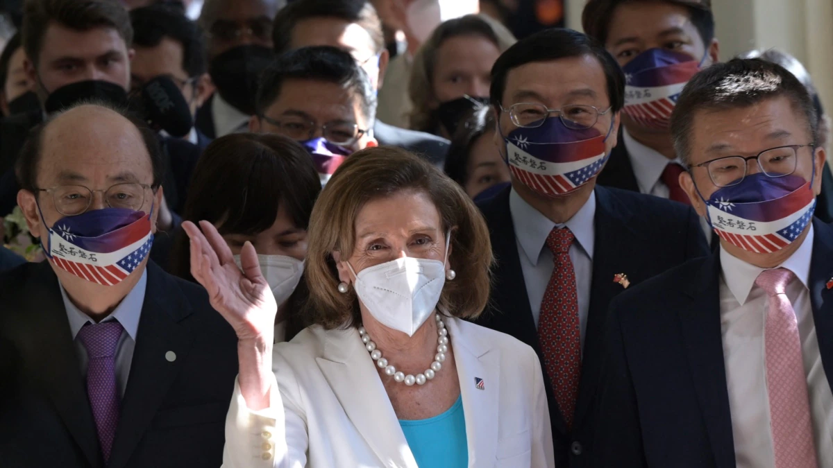 U.S. lawmakers defy China’s outrage, meets with Taiwan leader