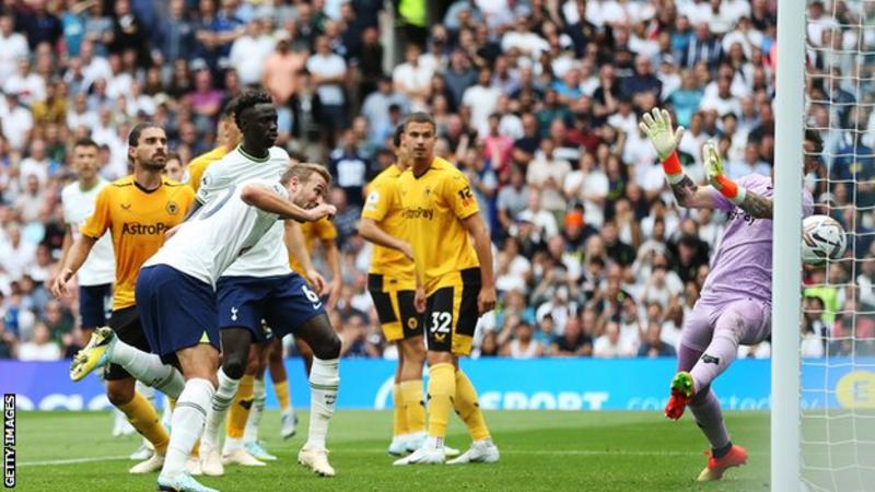 EPL: Kane hits 250th goal to take Tottenham top