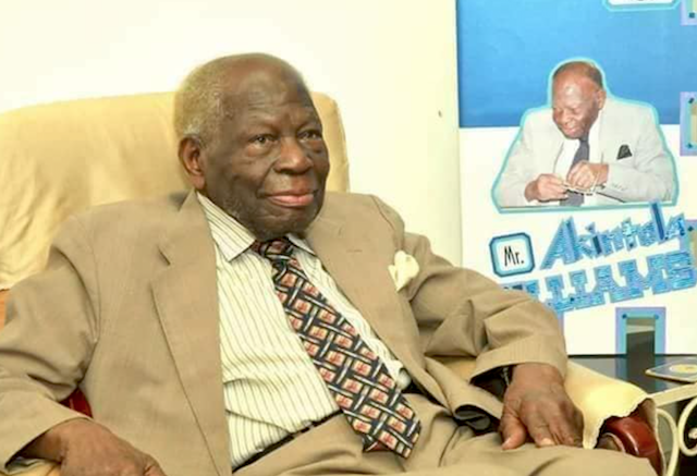 Renowned accountant, Akintola Williams hits 103, Buhari celebrates