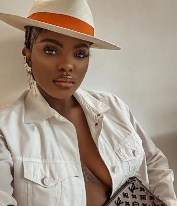 Popular Slay queen, Teju Pretty clears air on her beaten, stripped naked over N150k