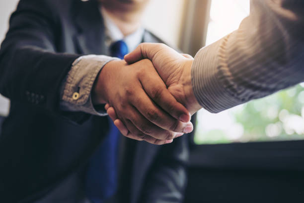 Catholic Church resumes hand shake during Mass