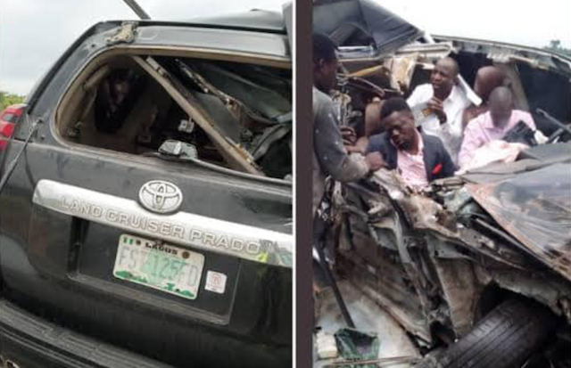 Gospel singer, Dunsin Oyekan survives terrible auto crash