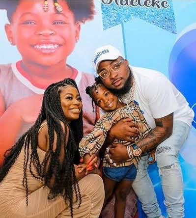 Davido’s babymama, Sophia unfollows singer on IG over reconciliation with Chioma