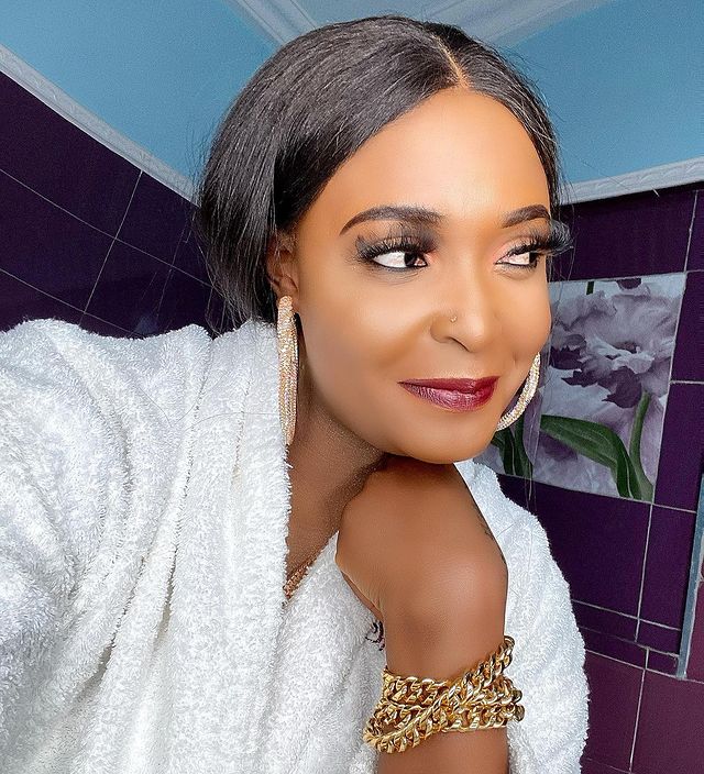 Blessing CEO reveals why she is single, as she reacts to Mercy Chinwo’s wedding thanksgiving sermon