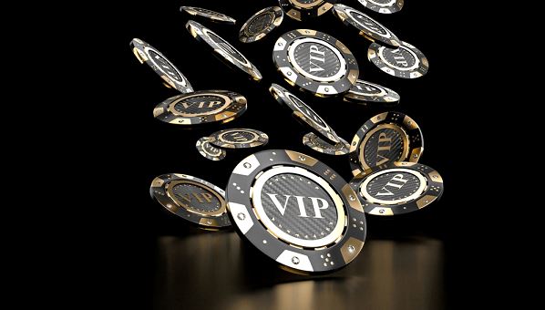 What do casino VIP programs offer?
