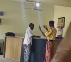 Drama as LAUTECH graduate returns certificate over failure to earn money with it