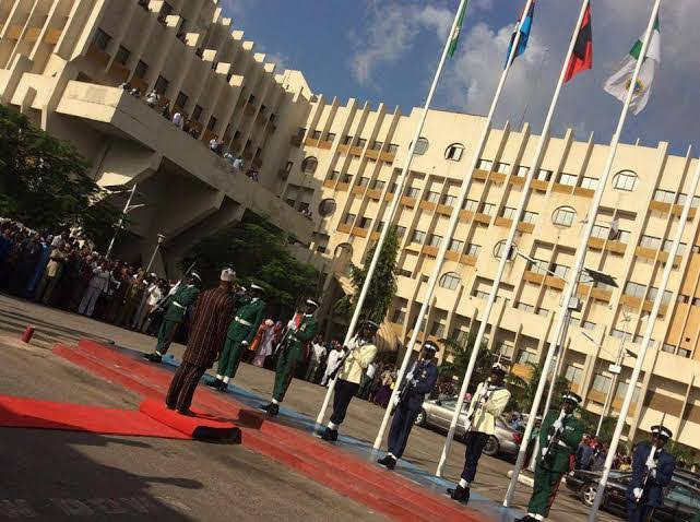 Ex-soldiers storm defence HQ protesting non-payment of allowances