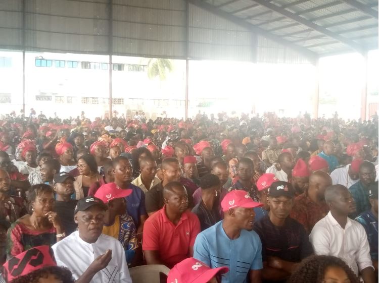 Massive crowd at Ndigbo APC town hall meeting for Tinubu, Sanwo-Olu