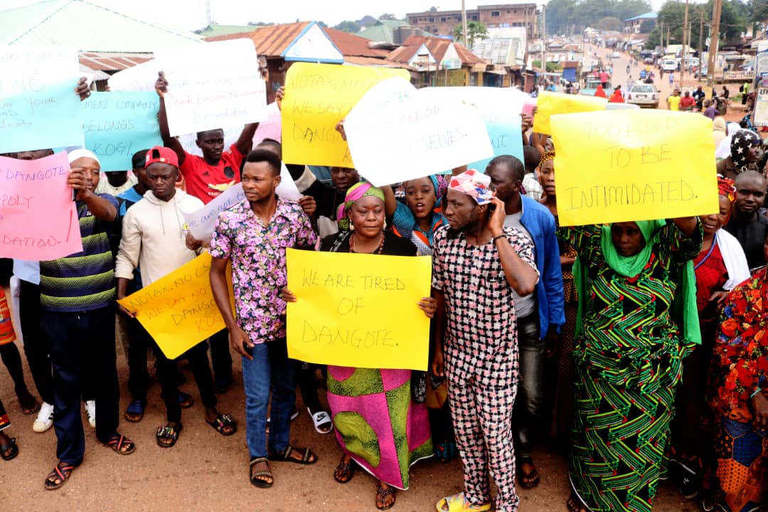 [Video/photos]: Kogi indigenes protest against Dangote Group