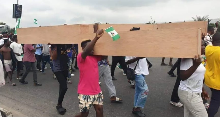 Coffins, Flowers, Surface At #EndSARS Memorial Procession (Photos)