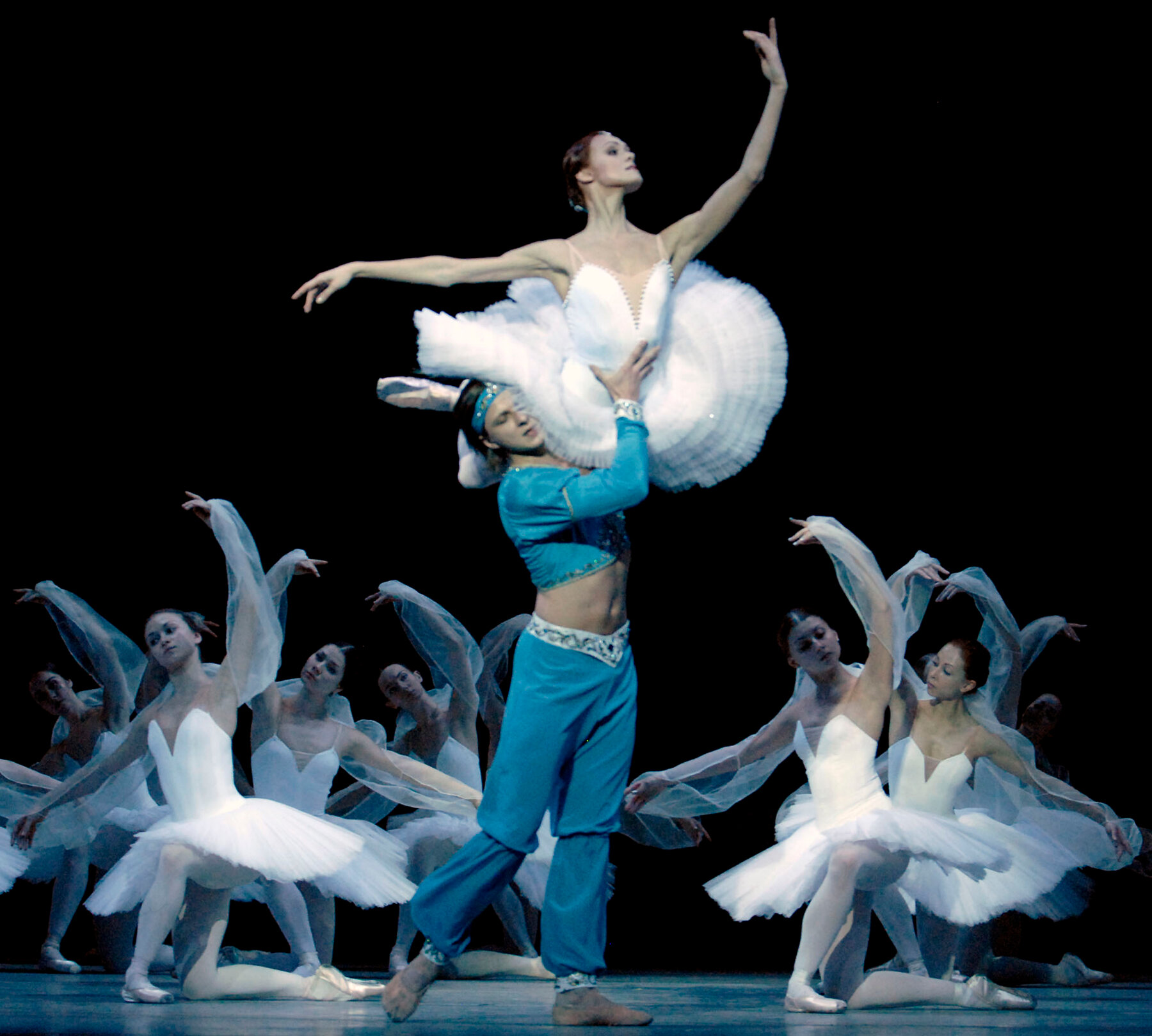 WAR: Paris grants stranded Ukrainian dancers long-term residency to keep them safe