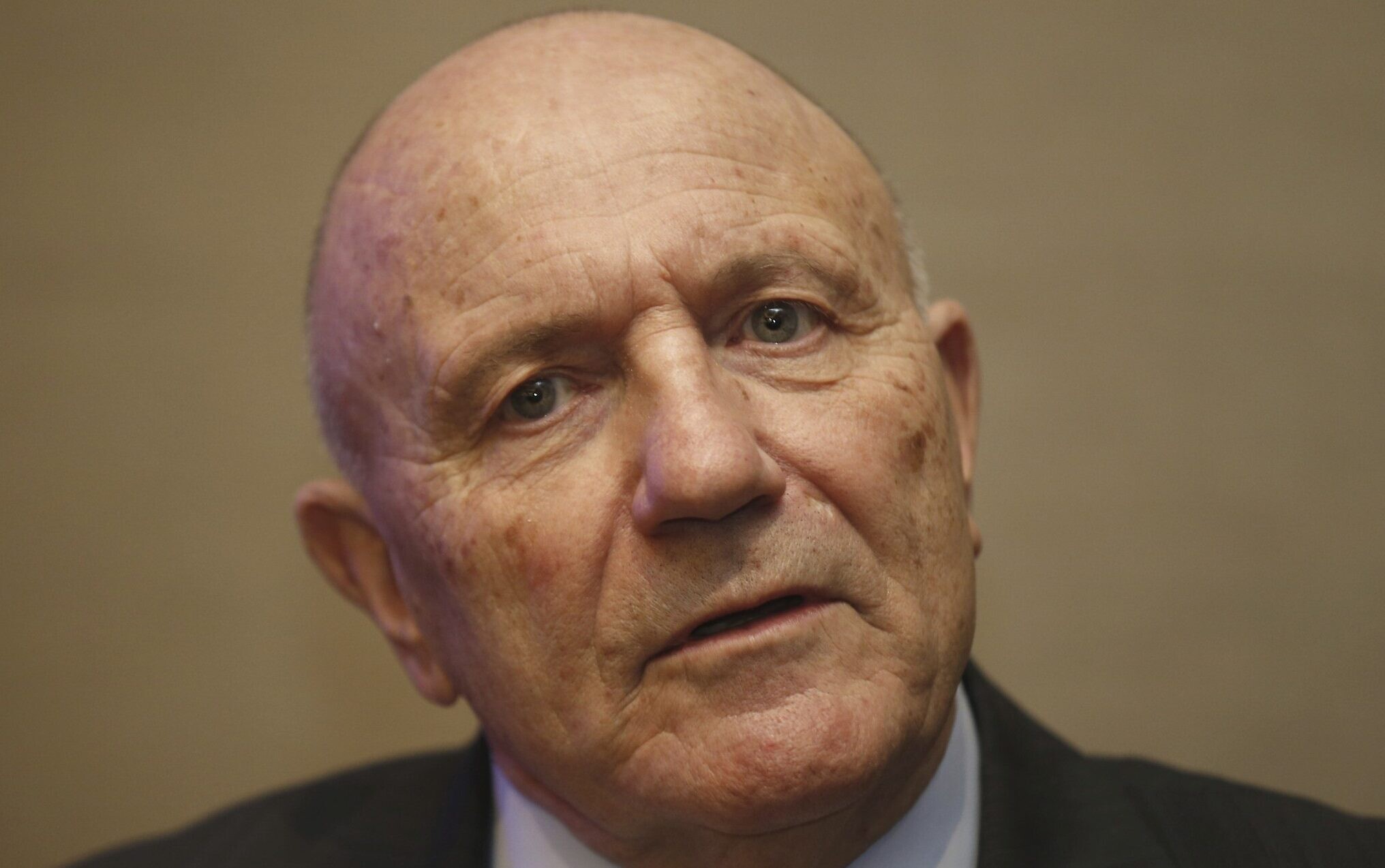 George Cohen ex-Fulham footballer dies at 83