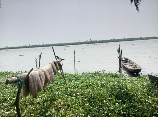 Boats collide, passenger dies in Bagadry