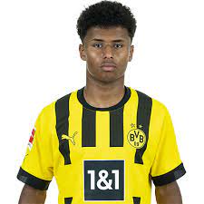 Karim Adeyemi vists Nigeria, floats football club in Ibadan