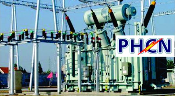 Angry Edo youths attack PHCN official, leave him with broken leg 