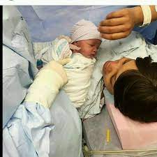 Award-winning singer, Wizkid reveals son’s face without much ado