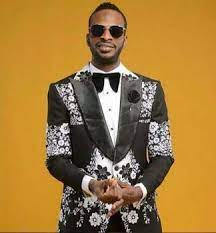 9ice’s wife, Olasunkanmi professes her love for him as he clocks 43 today