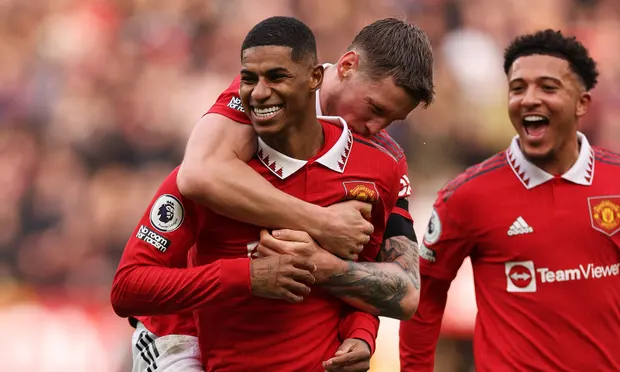 EPL: Manchester United defeat Leicester City 3-0 to revive title hopes