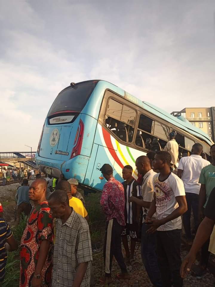 Updates: All we know about Lagos train/bus collision – NRC MD