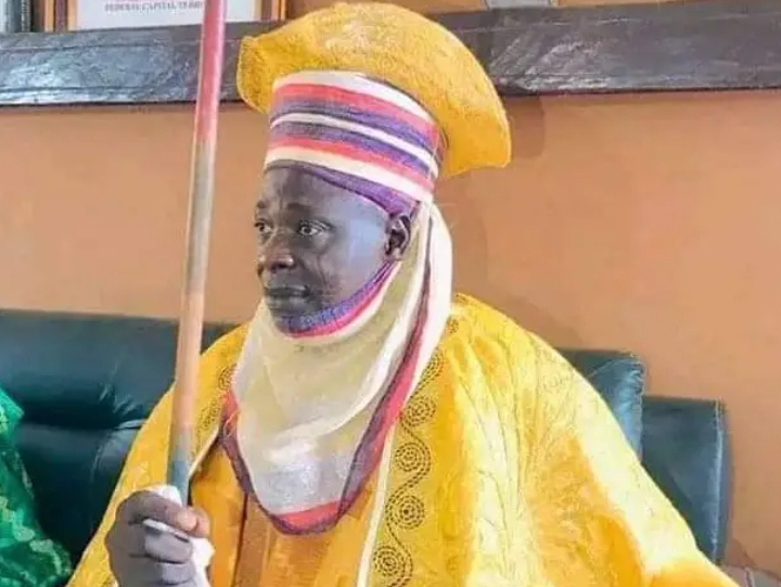 Just In: Abuja monarch slumps, dies in palace