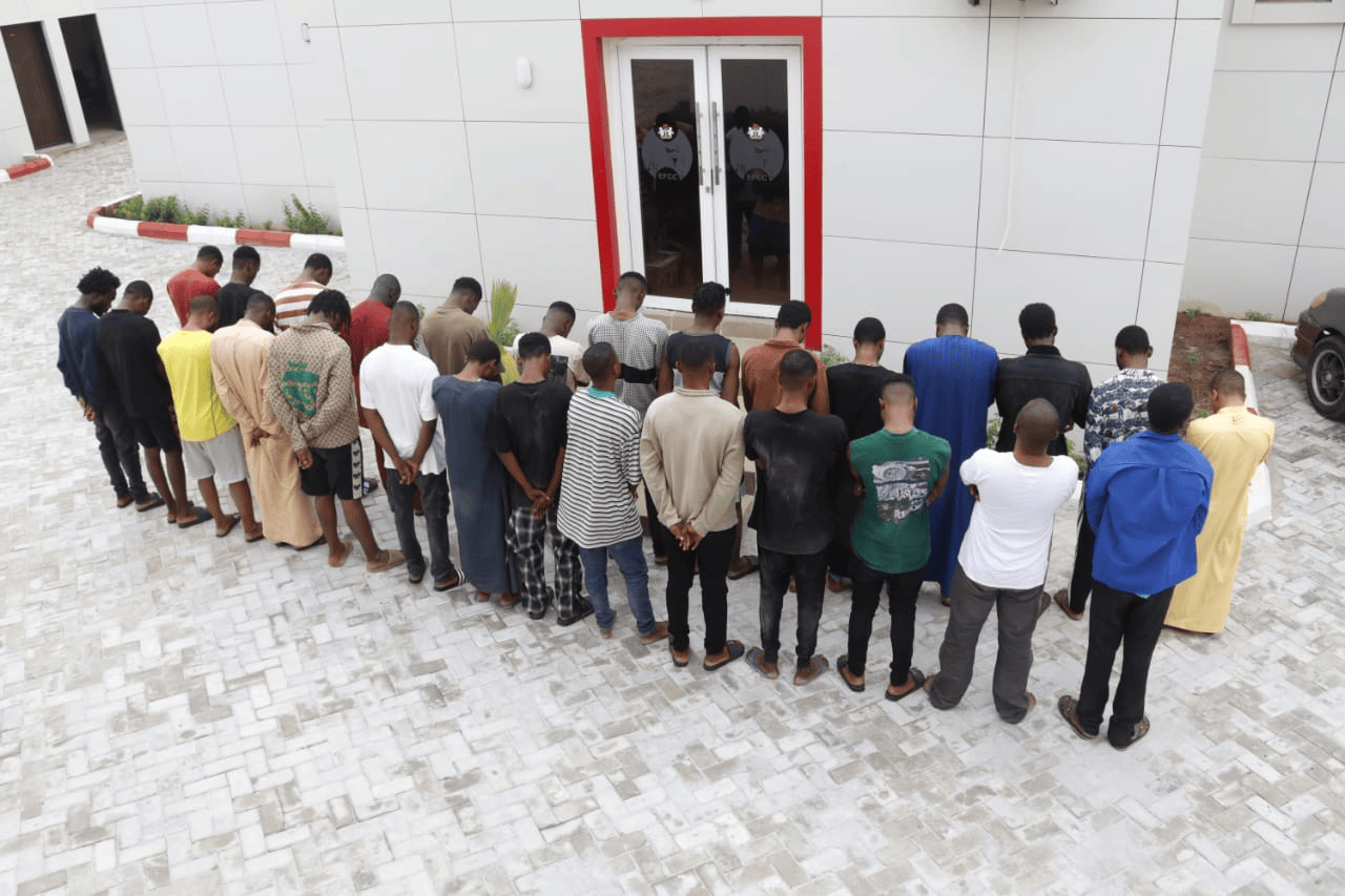 EFCC nabs cleric, 27 others in Kwara over internet fraud