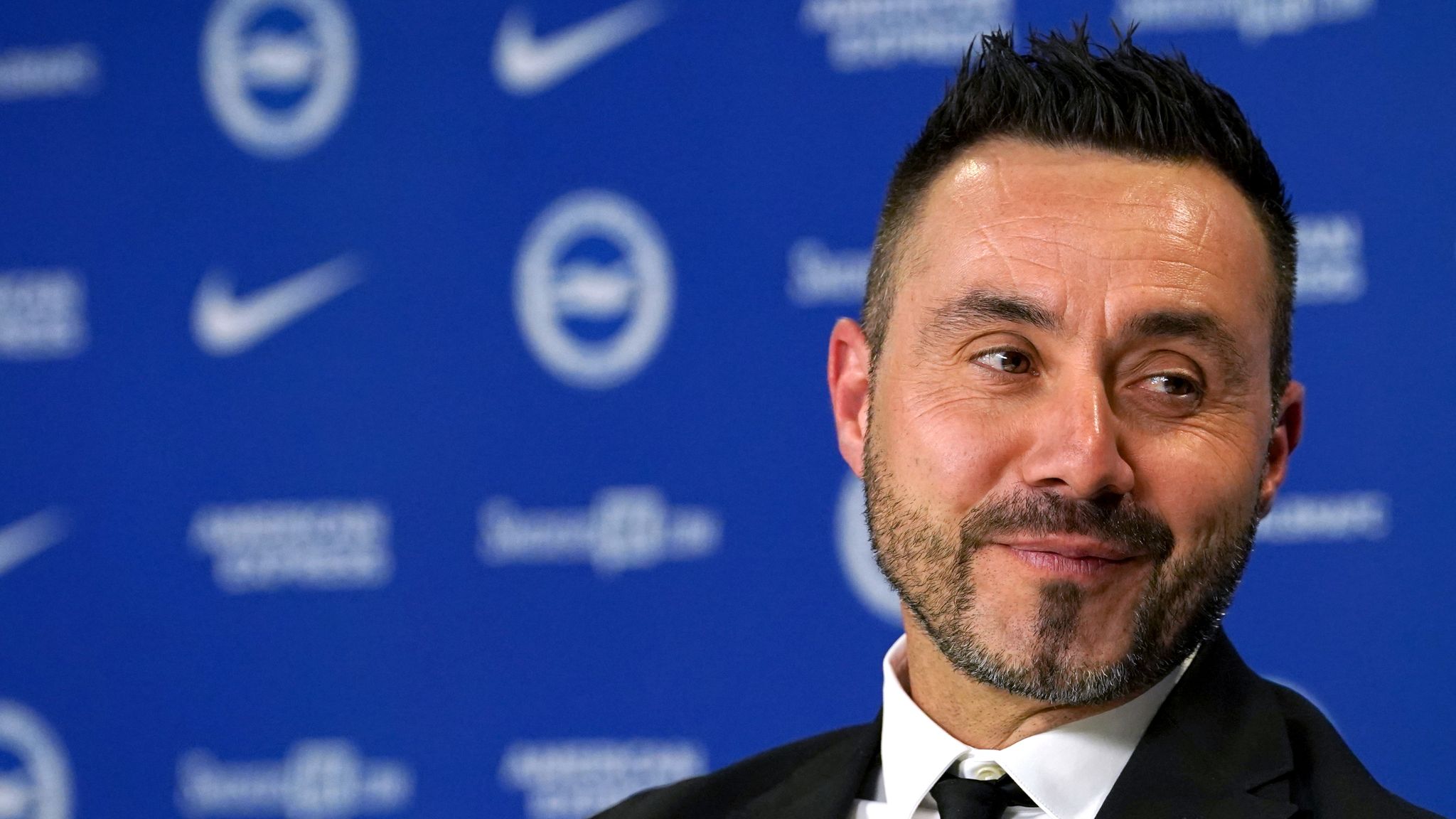 EPL: Chelsea eyes current Brighton coach, Zerbi as Potter’s replacement
