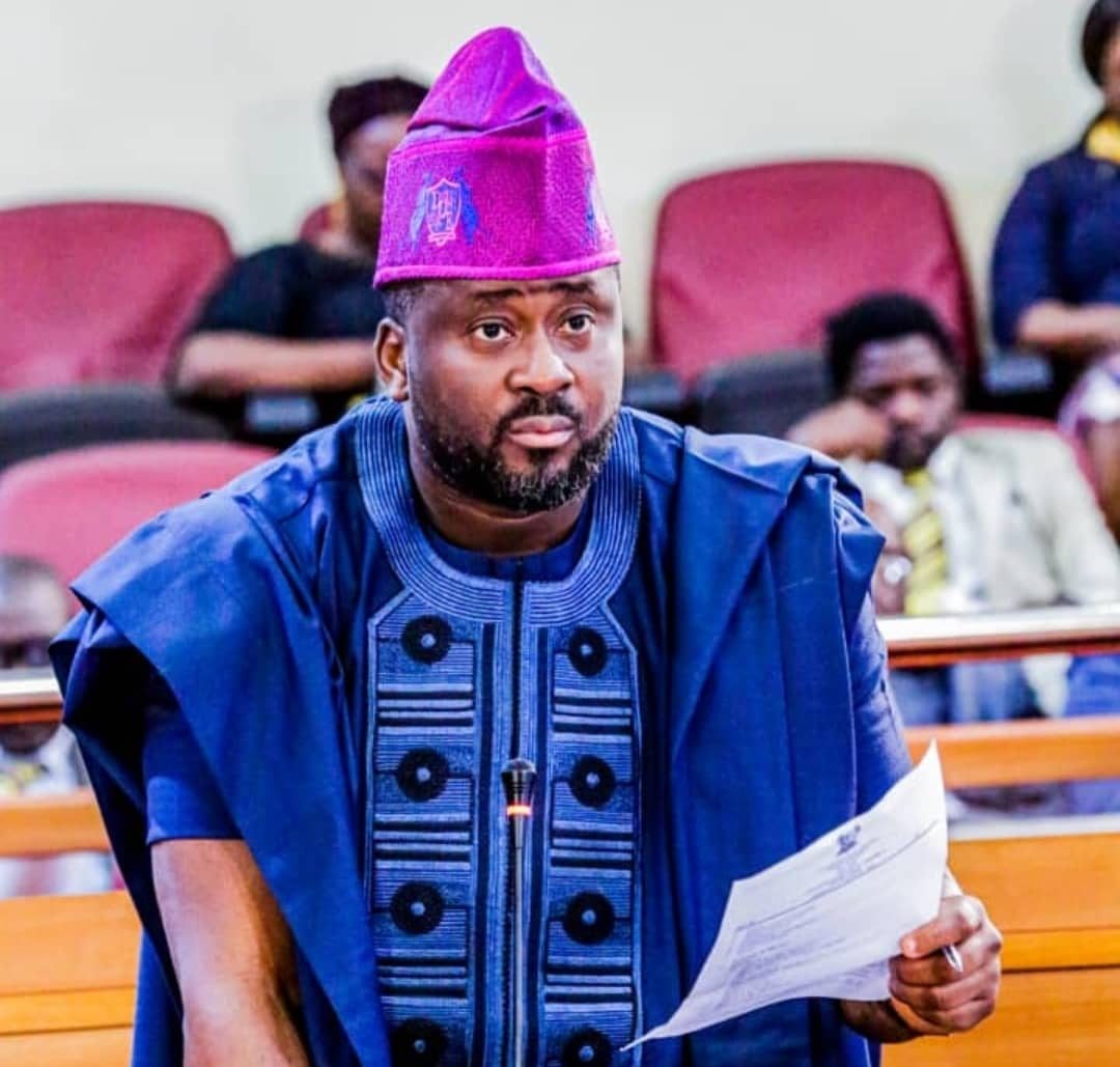 Nollywood actor, Desmond Elliot wins Surulere Constituency in Lagos (VIDEO)