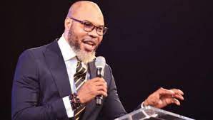 Abuja ‘gun-wielding pastor’ shares N2.95m to needy