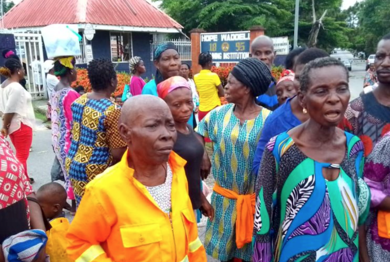 Street sweepers protest in Cross River over unpaid stipends