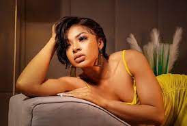 28th Birthday: Liquorose fights tears as she receives N6million, others from fans
