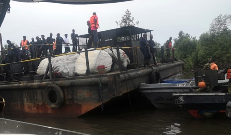 NNPCL nabs suspected thieves with over 600 barrels of crude oil