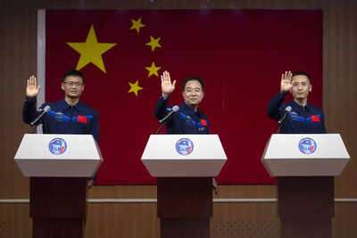 3 Chinese astronauts return to Earth