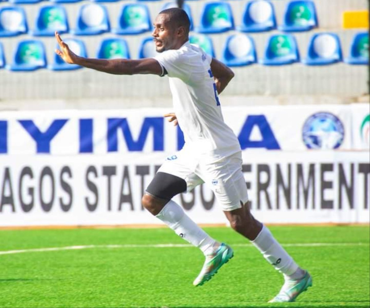 NPFL: Rivers United captain, Nwagua begs fans for not finishing in top two