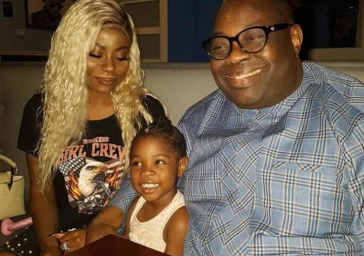 ICYMI: Amid row with Davido, Dele Momodu urges niece, Sophia to calm down