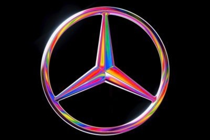 Risk of accident forces Mercedes to recall over 140,000 vehicles [SEE AFFECTED VEHICLES]