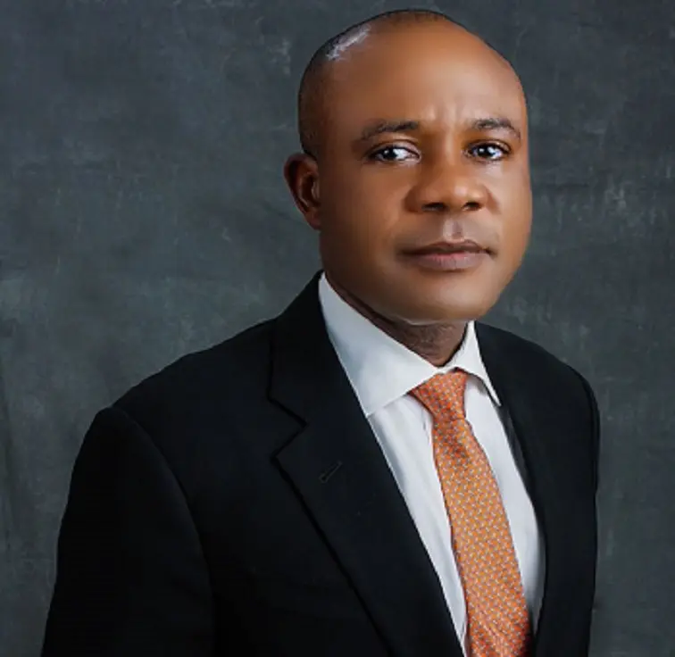 Sit-at-home: Enugu governor, Barr. Mbah tours market, shopping malls