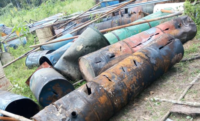 Troops clamp down on illegal oil refining site in Delta