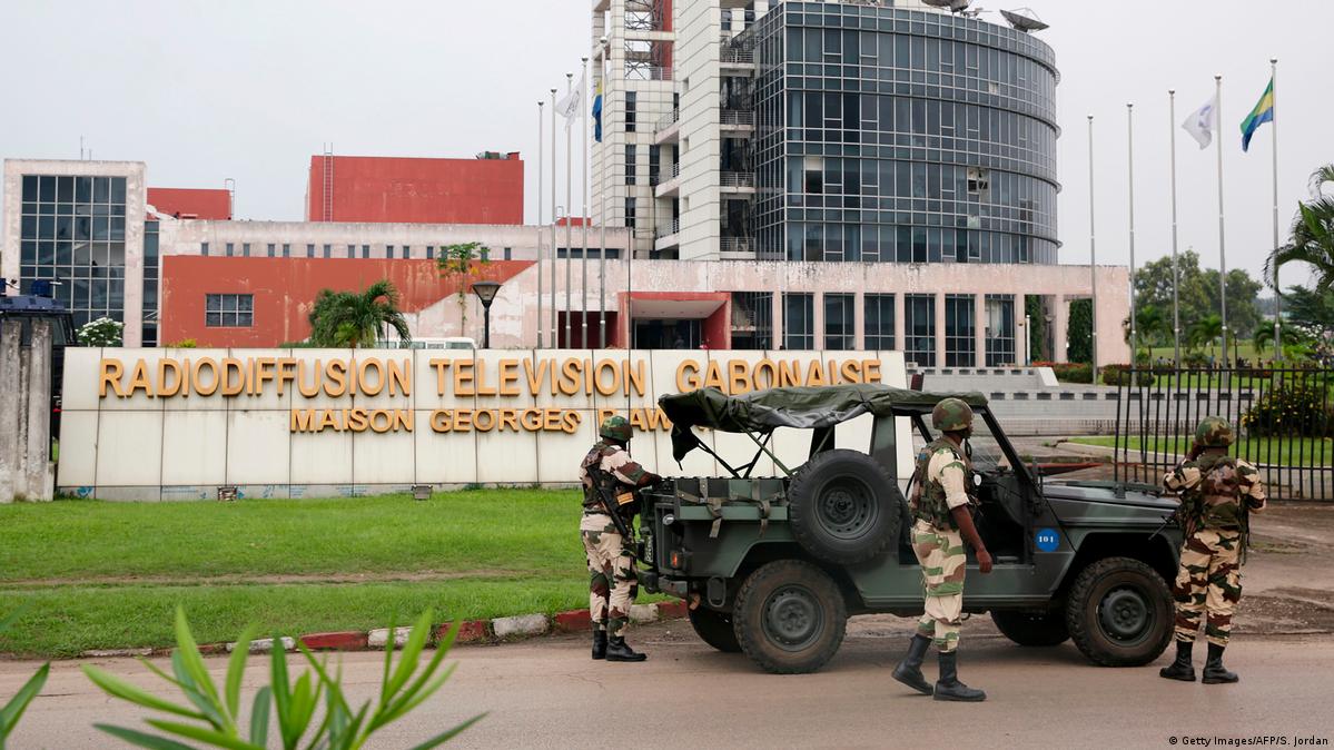 Coup: All borders closed as military officers seize power in Gabon [Video]