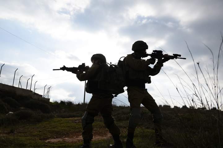Palestinian teenager dies after Israeli troops shot in West Bank