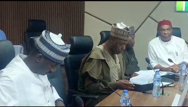 Just In: Nigerian Govs hold emergency meeting in Abuja on insecurity