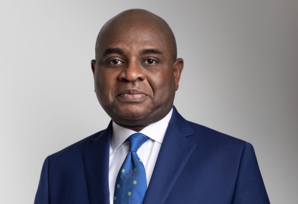 Faulty Elevator: Kingsley Moghalu, wife narrowly escape death [VIDEO]
