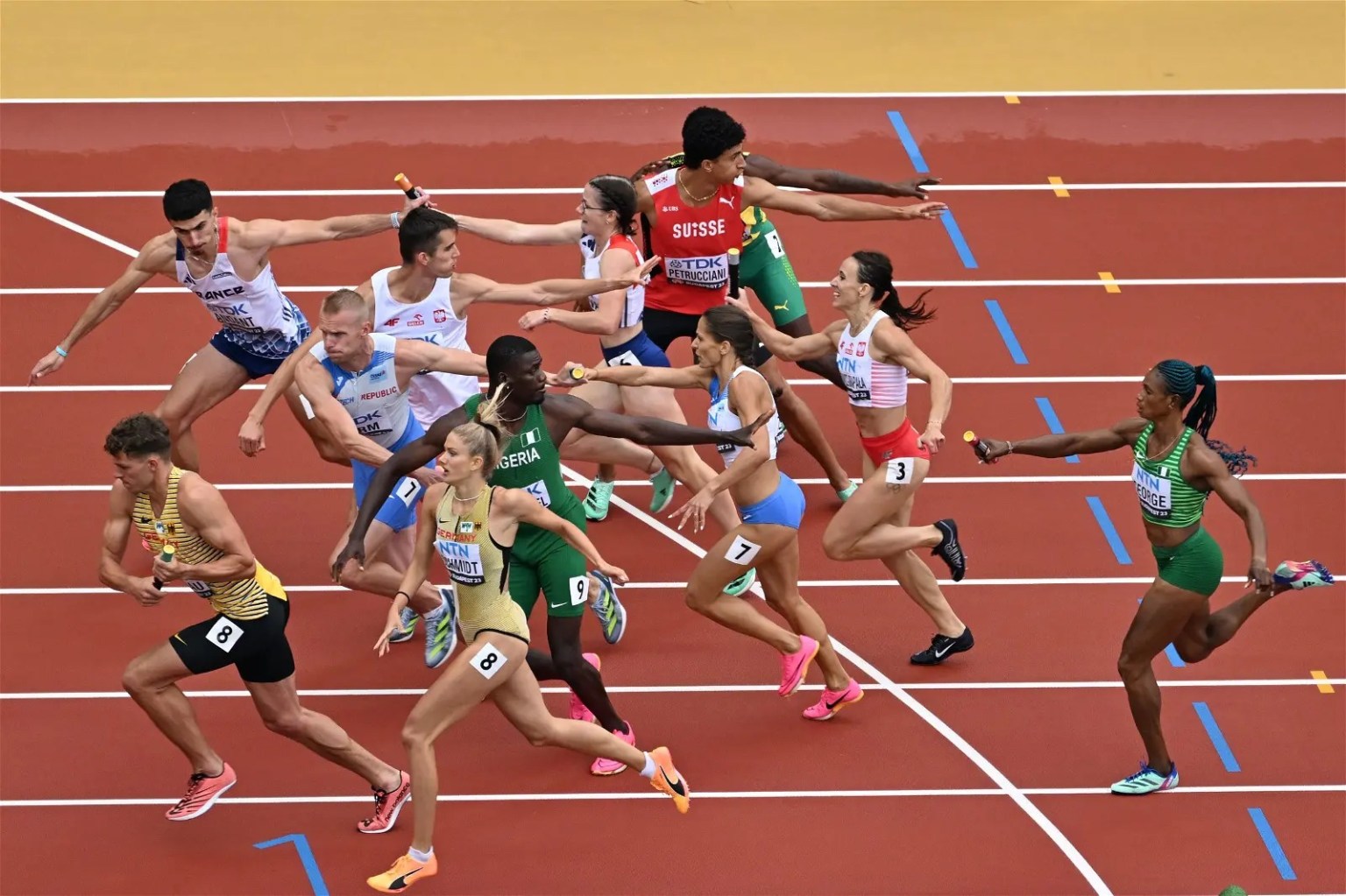 World Championships: Nig crash out of 4x400m mixed relays