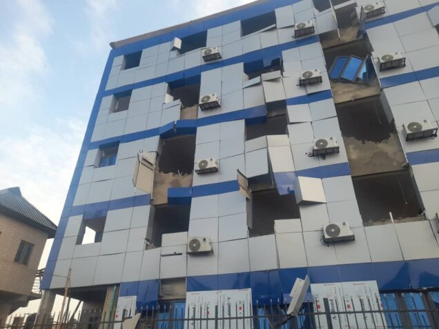 Nigerian Governor demolishes Predecessor’s Plaza