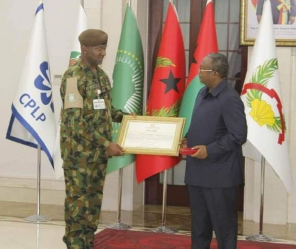 Nigerian Army General bags Guinea Bissau National Award