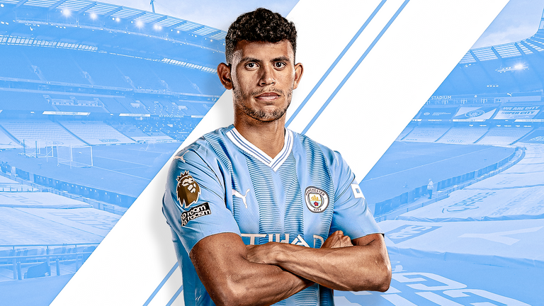 Transfer: Man City sign midfielder for £53m
