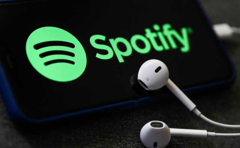 Asake, Ayra Starr emerge most streamed artistes in 2024