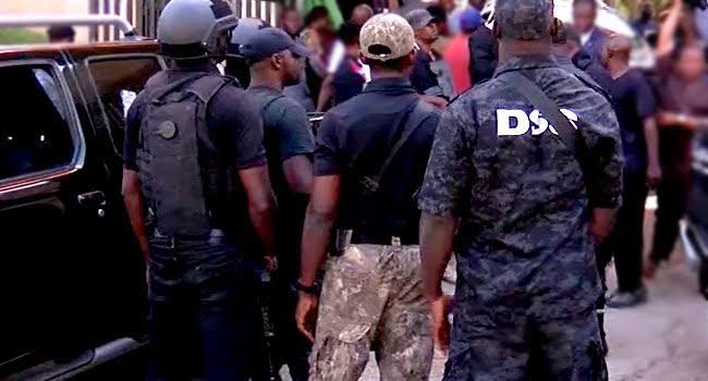 Update: Heavily armed security ops guard Supreme Court as Wike, Ribadu, Gbajabiamila, Ganduje, Abure monitor proceedings