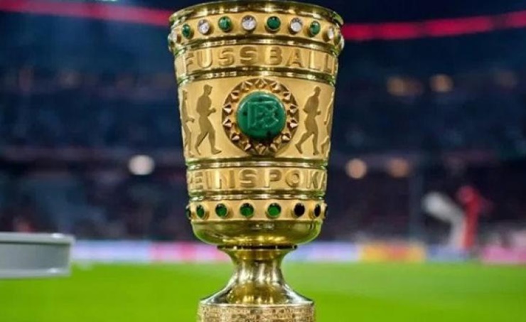 Water-logged pitch: Bayern’s Cup game in Saarbrücken under threat