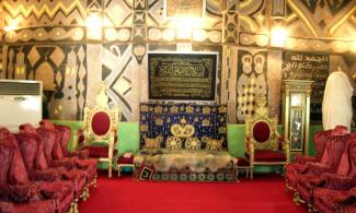 Hoodlums invade Ogun monarch palace, cart away staff of office, crown