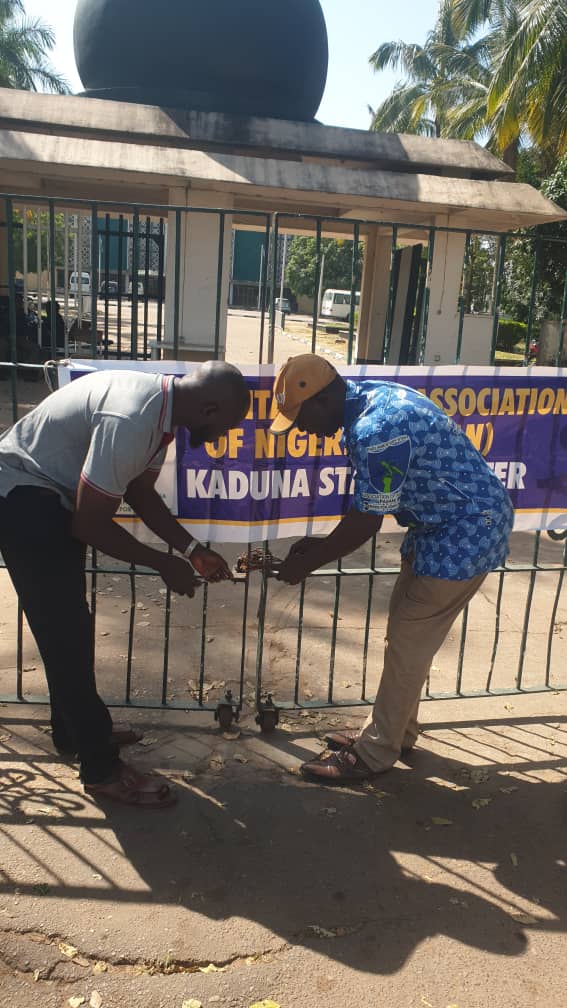 Financial autonomy: Workers shutdown Kaduna Assembly, begin indefinite strike